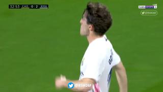 Cuídate, Atlético: el gol de Odriozola tras una asistencia de Benzema en el Real Madrid vs. Cádiz [VIDEO]