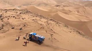 Se temió lo peor: camión del Dakar 2019 atropelló a espectador en la quinta etapa [VIDEO]