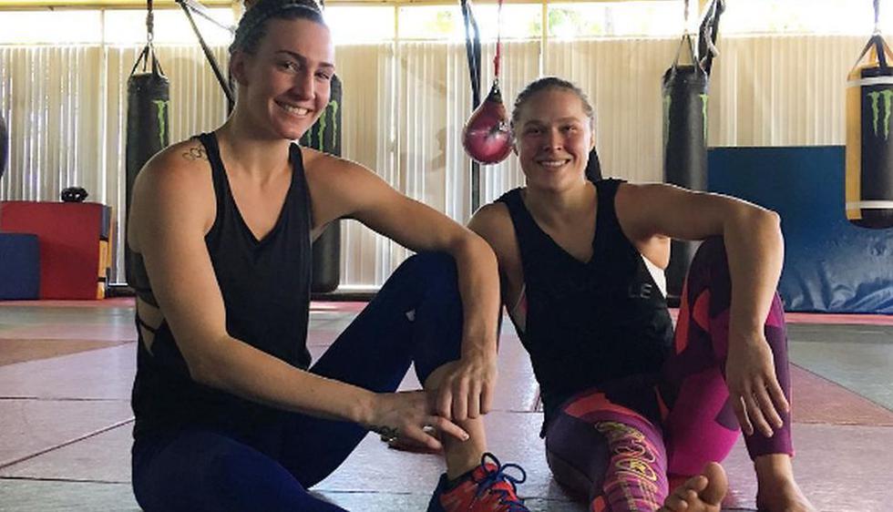 Mikaela Mayer entrena con Ronda Rousey para su regreso en el UFC 207. (Instagram)