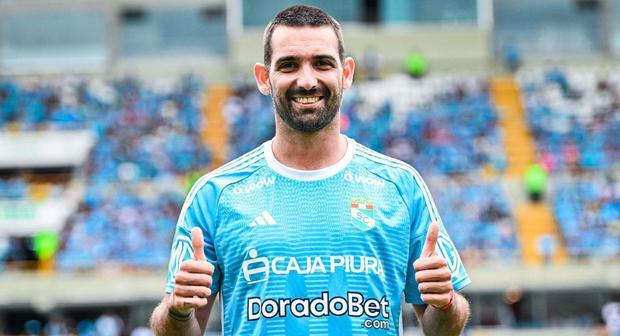 Quién es Martín Cauteruccio, la figura de Sporting Cristal que se volvió tendencia en redes. (Foto: Twitter Sporting Cristal)