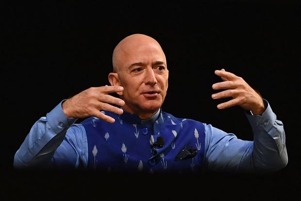 Jeff Bezos no pudo ocultar su tristeza por dejar el estado que lo albergó por varias décadas (Foto referencial: Sajjad  Hussain / AFP)