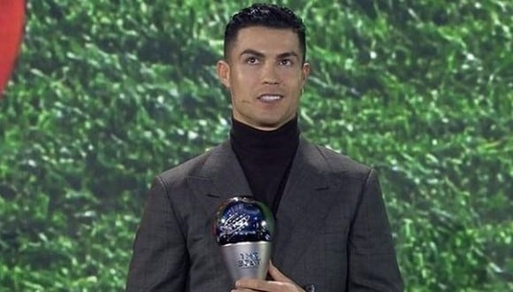 Cristiano recibió el permio The Best por sus 115 goles con Portugal. (Captura: FIFA)