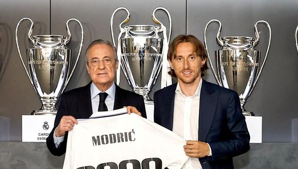 Luka Modric seguirá en el Real Madrid por una temporada más. (Foto: @RealMadrid)