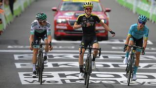 A paso firme: Simon Yates se llevó la Etapa 12 del Tour de Francia entre Toulouse y Bagnères-de-Bigorre