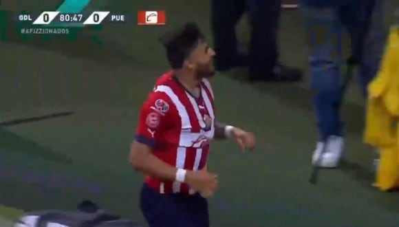 Alexis Vega anotó la ventaja parcial de Chivas ante Puebla en Liga MX. (Foto: Captura)