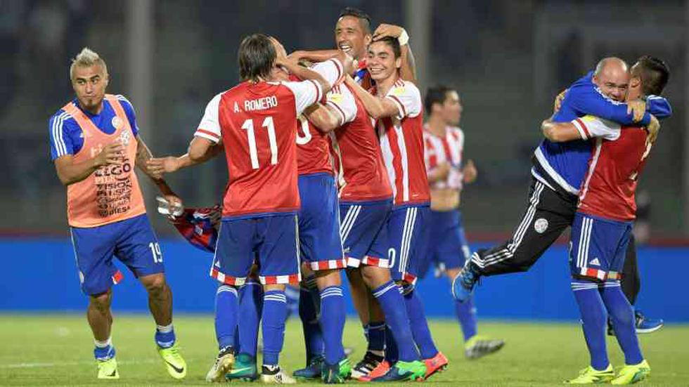 Paraguay y el once titular para el partido ante Perú en Asunción. (AFP)