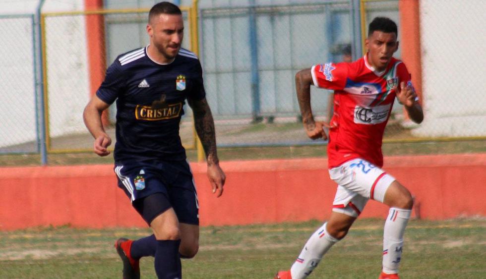 Cristal y Unión Comercio se juegan un partidazo en Moyobamba. (@SportingCristal)