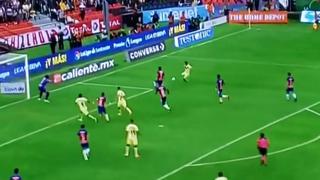 Córdova puso el 2-0 sobre Chivas y le dedicó gol a Dos Santos tras terrible lesión [VIDEO]