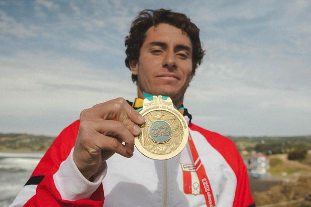 Con el ingreso del surf al circuito olímpico, Lucca Mesinas se ha vuelto la cara más destacada de la tabla corta en el país. (Santiago 2023)