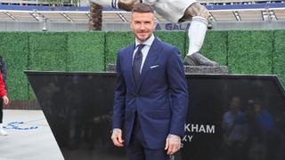 ¡No lo olvidan! Los Angeles Galaxyhomenajean a David Beckham con la primera estatua de la MLS
