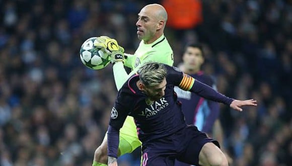 Willy Caballero enfrentó a Lionel Messi cuando vestía la camiseta del Málaga en LaLiga. (Foto: Getty Images)