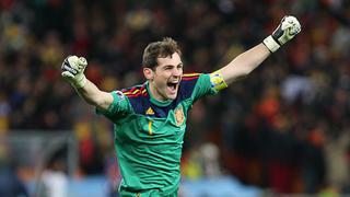 'La Roja' baila: Iker Casillas eligió el once histórico de España [FOTOS]