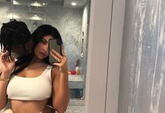 Kylie Jenner presume diminuta cintura en Instagram | VIDEO