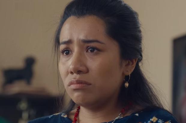 “Rental mother” stars Shaní Lozano, who gives life to a young woman named Yeni (Photo: Netflix)