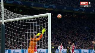 ¡Por poco! Ziyech casi marca golazo en Juventus vs. Ajax, pero Szczesny tuvo un 'tapadón [VIDEO]