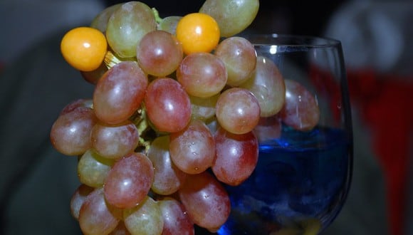 ¿Quién no ha comido uvas en Noche Vieja? Esta es una cábala que realizan grandes y chicos a las 12 de la noche. (Foto: GLady / Pixabay )