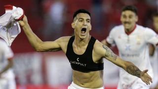 Contragolpe letal del ‘Globo’: golazo de Cristaldo para el 2-0 de Huracán a River [VIDEO]