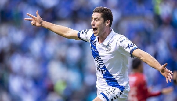 Santiago Ormeño jugará en el Puebla todo el 2024. (Foto: Agencias).