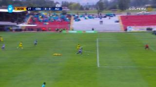 En el mano a mano: Kevin Quevedo falló una clara ocasión de gol [VIDEO]