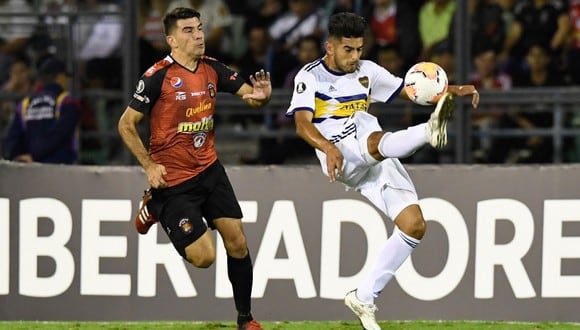 Carlos Zambrano jugó 65' ante Caracas por la Copa Libertadores. (AFP)