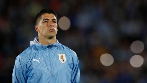 Luis Suárez se encuentra libre en el mercado de fichajes de verano. (Foto: AFP)