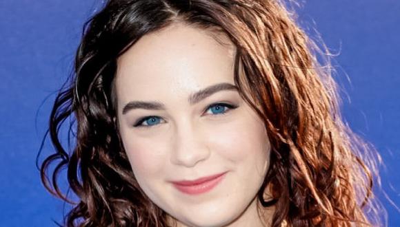 Mary Mouser confesó que quiso ser actriz luego de ver a Reese Witherspoon (Foto: Mary Mouser / Instagram)