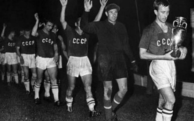 1960: Franco prohíbe a España viajar a Rusia para las semifinales