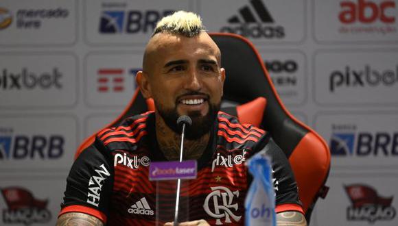Arturo Vidal tiene contrato en Flamengo hasta finales del 2023. (Foto: AFP)
