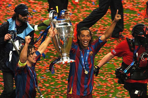 Ronaldinho jugó 249 partidos en el Barcelona entre 2003 hasta 2008. Anotó 108 goles y ganó una Champions League. (Foto: Getty Images)