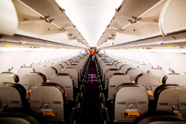 Las aerolíneas quieren asegurar sus cupos y no tener vuelos casi vacíos (Foto: Kelly Lacy / Pexels)