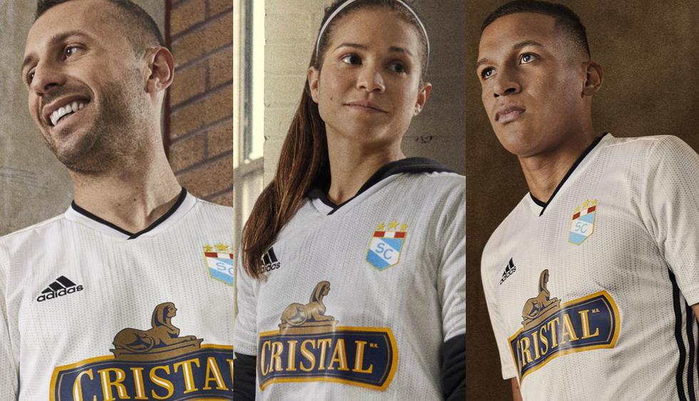 Sporting Cristal presentó su nueva camiseta.