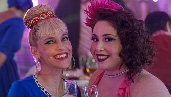Saida Benzal y Marta Martín regresan como las protagonistas de la temporada 2 de "Por H o por B" (Foto: SkyShowtime)