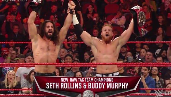 Seth Rollins y Buddy Murphy ganaron juntos los títulos en parejas por primera vez. (Foto: WWE)