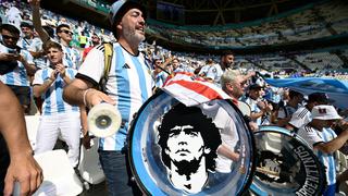 “Denme cerveza”: hinchas de Argentina hacen pedido en el Mundial [VIDEO]