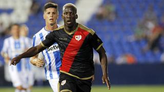 Lo quieren en Inglaterra e Italia: Luis Advíncula estaría cerca de dejar el Rayo Vallecano en enero