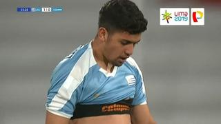 ¡Estaba solo! Uruguayo mandó el balón a las nubes y falló un gol de manera increíble [VIDEO]