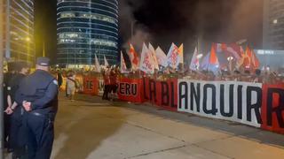 Aliento incondicional: el banderazo de los hinchas peruanos en Montevideo [VIDEO]