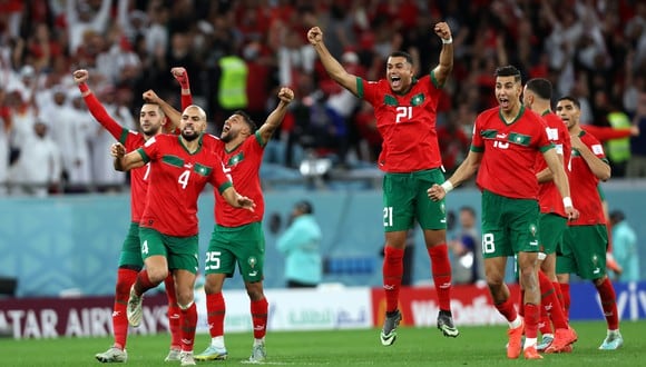 Marruecos logró el pase a los cuartos de final del Mundial de fútbol de Qatar 2022 tras vencer a España en penales. (Foto: EFE)