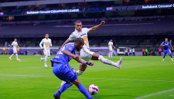Cruz Azul vs. Pumas jugaron por las semifinales de la Concachampions este martes (Foto: Getty Images).