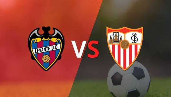 Termina el primer tiempo con una victoria para Sevilla vs Levante por 2-1