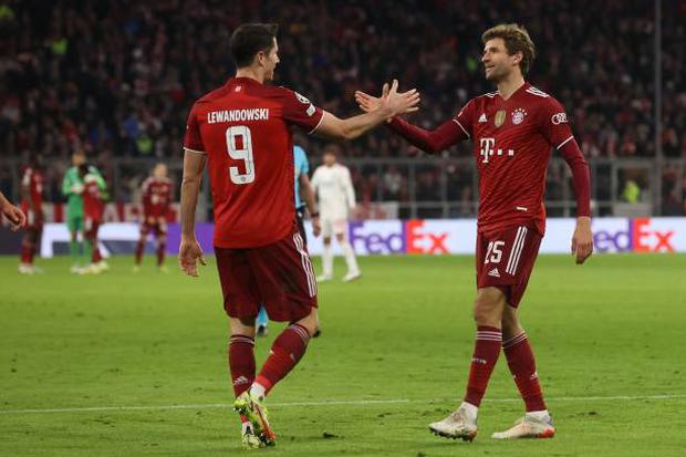 Thomas Müller y Robert Lewandowski fueron compañeros de equipo en el Bayern de Múnich durante ocho temporadas.  (Imágenes falsas)