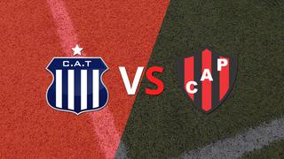 Talleres y Patronato empatan 1-1 y se van a los vestuarios