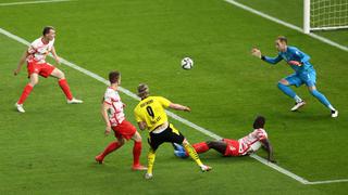 Haaland y una demostración de fuerza para anotar un gol con Dortmund [VIDEO]