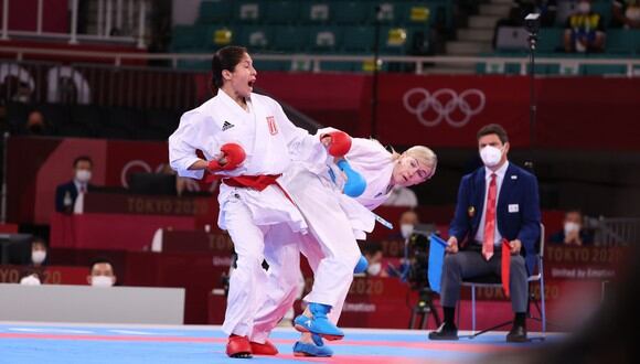 Alexandra Grande consiguió la medalla de bronce en el Campeonato Mundial de Karate 2021. (Foto: Diario Récord)