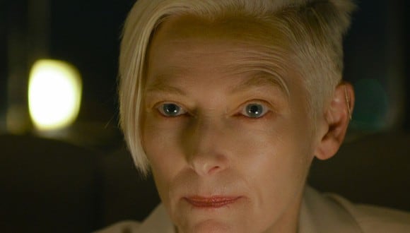 Tilda Swinton es una de las protagonistas del largometraje (Foto: Netflix)