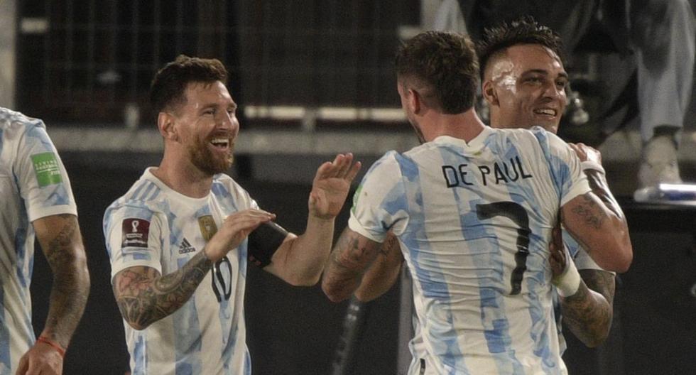 Uruguay sorprende a la Argentina de Messi y sube en las Eliminatorias:  resultado, resumen y goles del partido