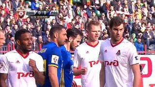 ¡Extraordinario giro! El letal cabezazo de Farfán para celebrar gol con el Lokomotiv