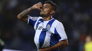 Tecatito Corona compite por gol del año en Porto con dos conquistas en el 2017