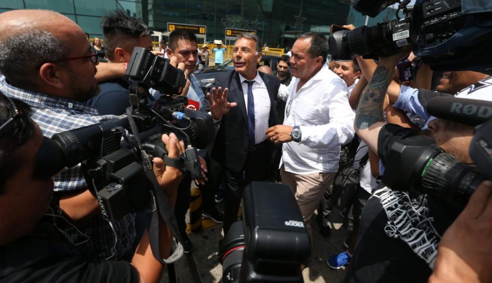 Russo llegó a Lima en medio de gran expectativa. (Fotos: Violeta Ayasta / GEC)
