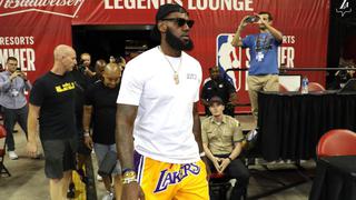 Ya la luce: las primeras imágenes de LeBron James como jugador de Los Ángeles Lakers